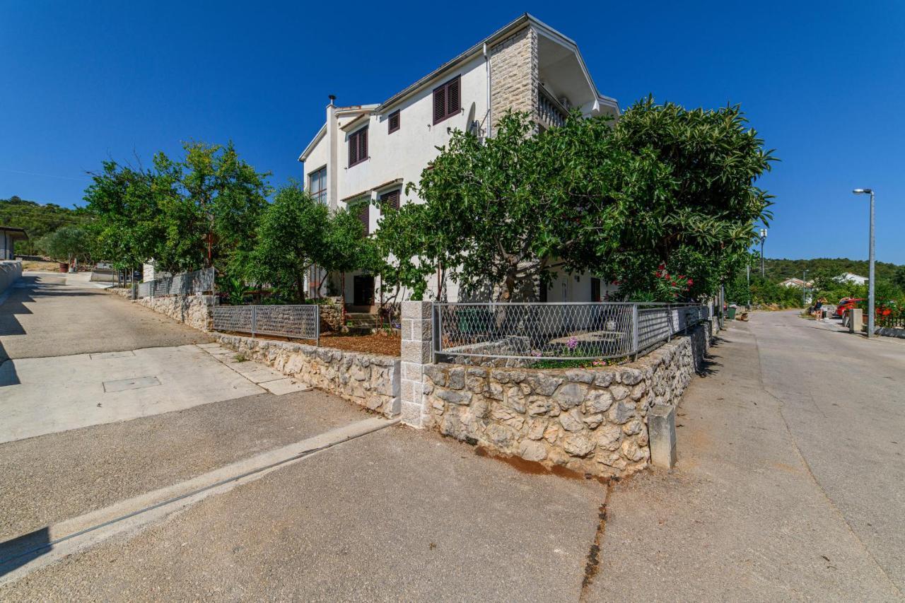 Apartman More Sibenik Bagian luar foto