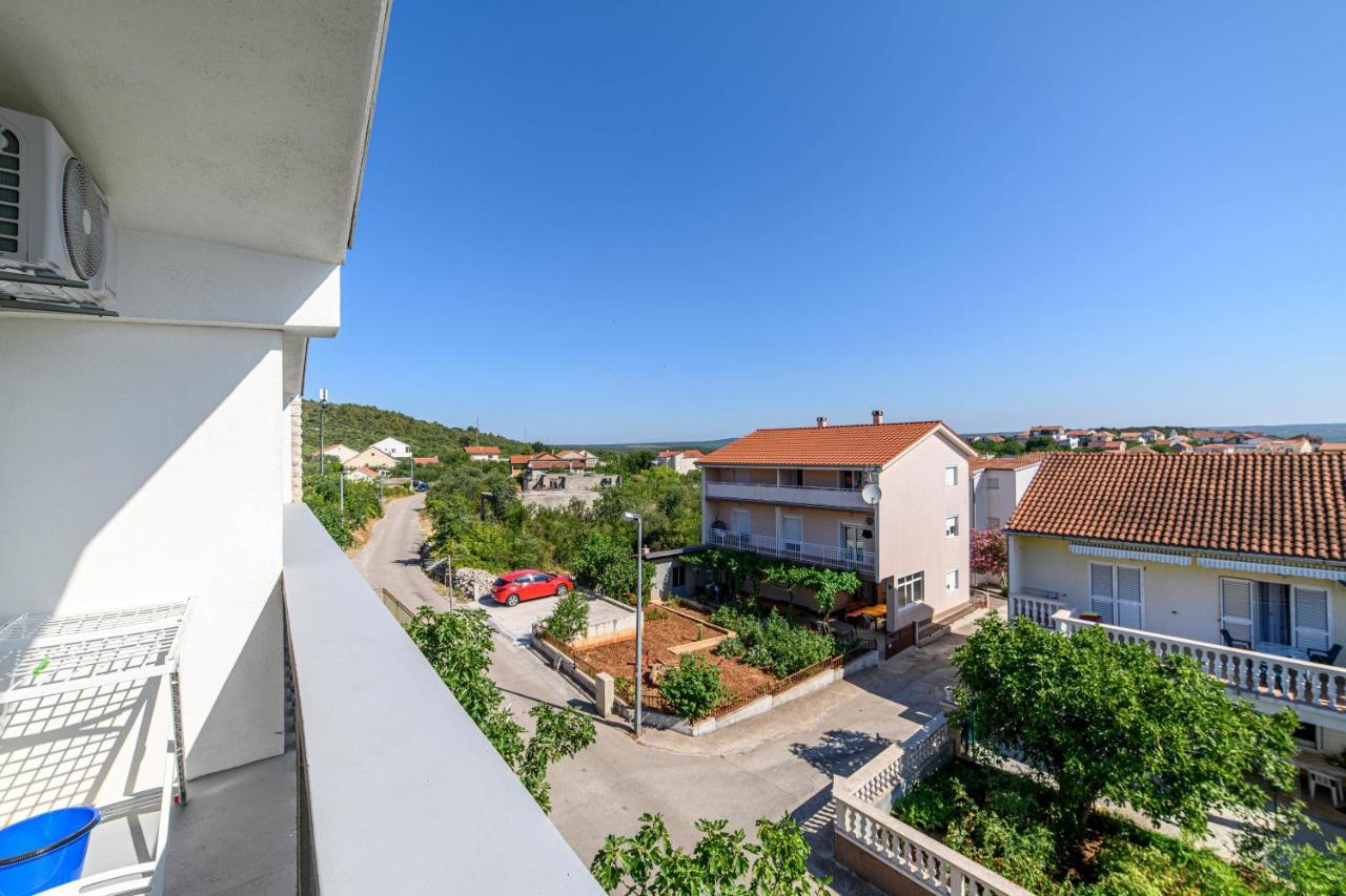 Apartman More Sibenik Bagian luar foto