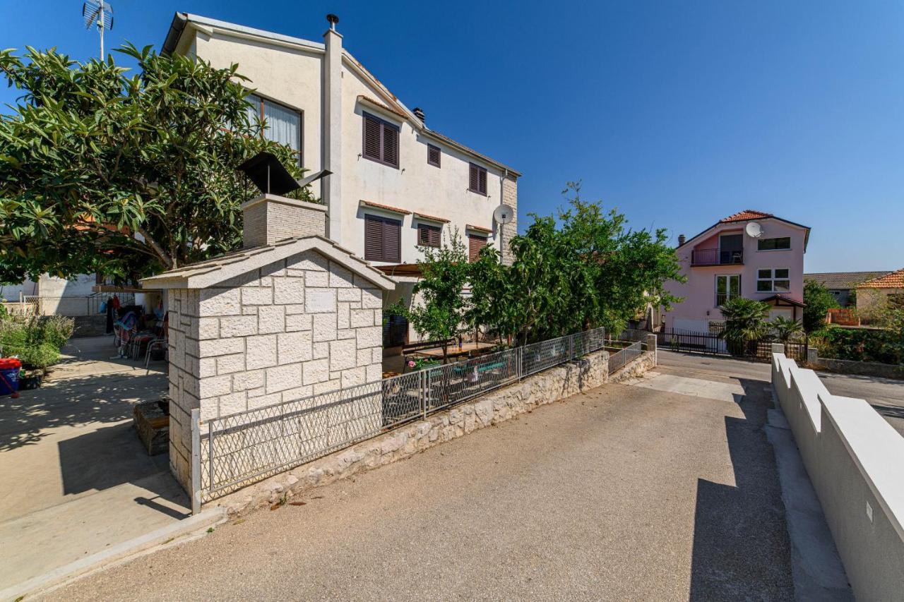Apartman More Sibenik Bagian luar foto