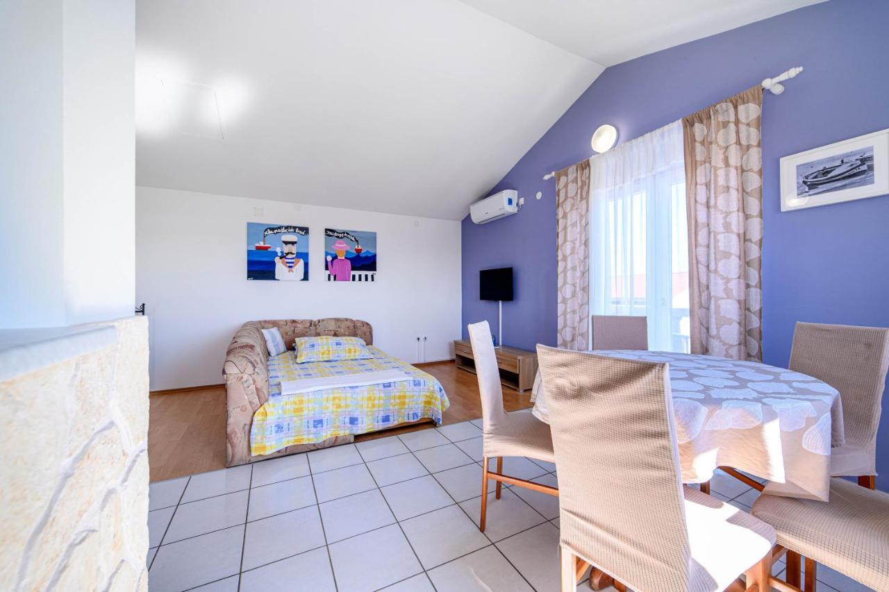 Apartman More Sibenik Bagian luar foto