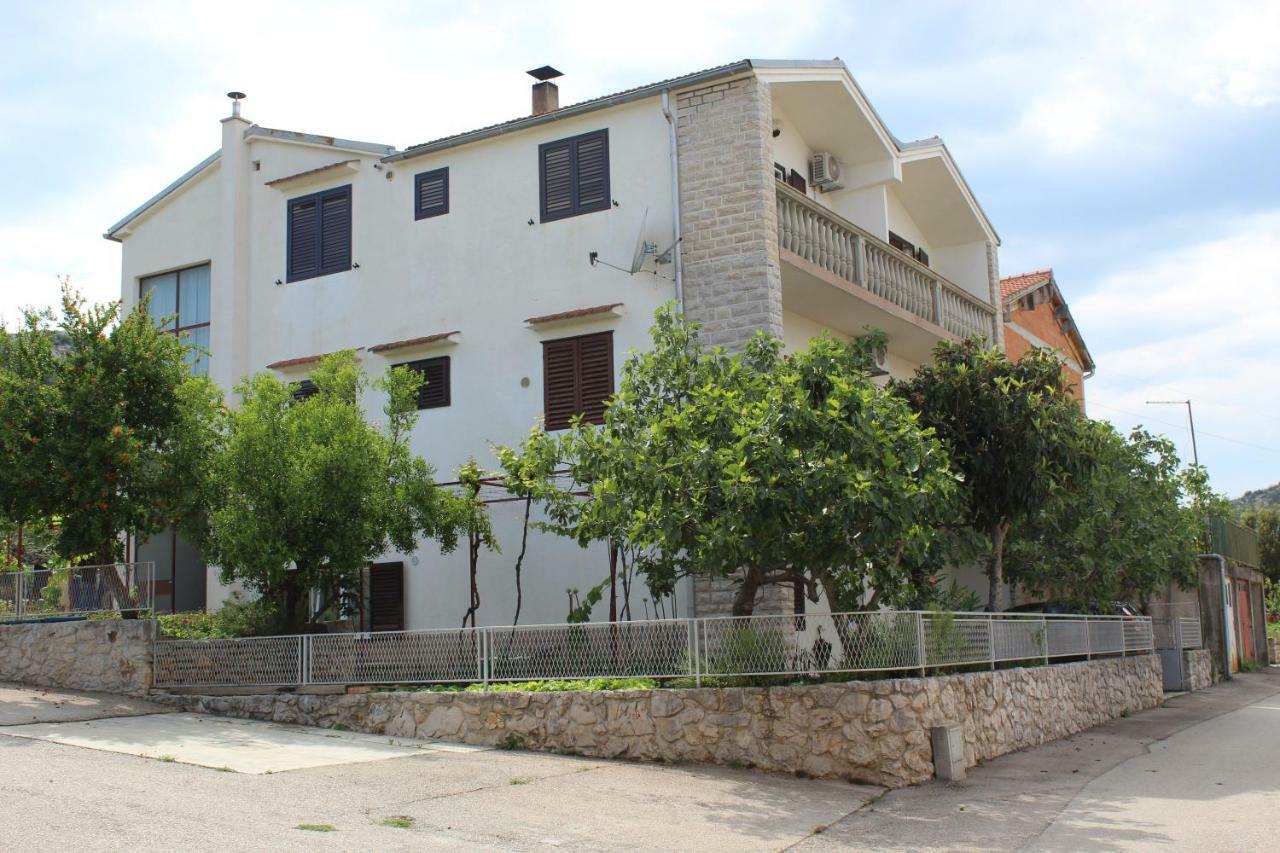 Apartman More Sibenik Bagian luar foto
