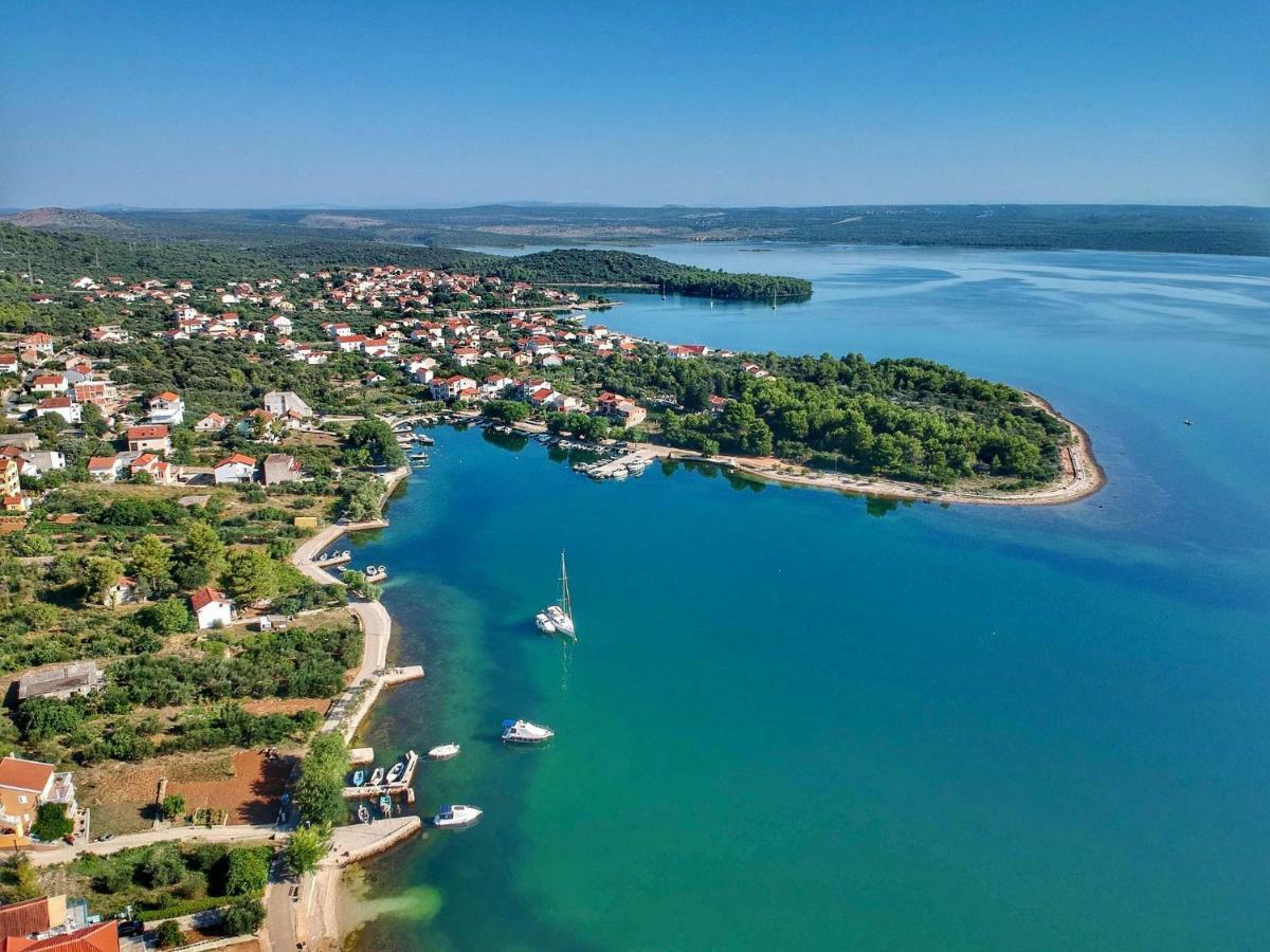Apartman More Sibenik Bagian luar foto